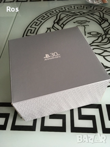 PlayStation 5 DualSense Edge 30th Anniversary Edition , снимка 6 - PlayStation конзоли - 52661383