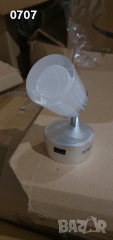 Лампи с  USB port , снимка 3 - Настолни лампи - 43989570