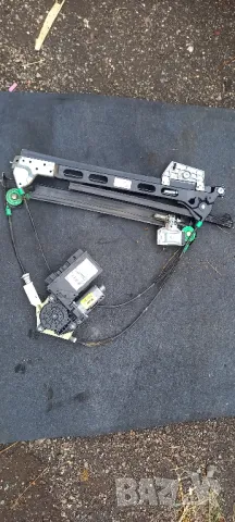 Стъклоповдигач Audi A4 Cabrio, снимка 2 - Части - 47681572