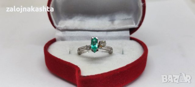 Златен пръстен с Изумруд и брилянти-2,50гр/14кр, снимка 2 - Пръстени - 39790719