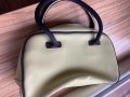 Lacoste оригинална дамска жълта чанта от PVC, снимка 11