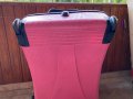 Розов куфар двойно разпъване много лек 5.3 кг перфектно състояние, снимка 8