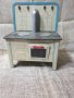 Старинна метална играчка- готварска печка, снимка 3