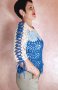 Ръчно плетена дамска блуза на една кука в синьо, снимка 1 - Корсети, бюстиета, топове - 32610708