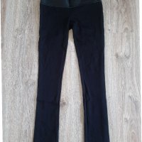 Черен панталон с кожен колан, снимка 1 - Панталони - 32314256