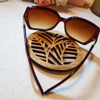 Дамски слънчеви очила / кафяви / интересна рамка с детайл + Подарък Кутия/Опаковка, снимка 5 - Слънчеви и диоптрични очила - 37599559