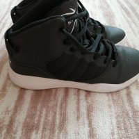 Обувки за баскетбол , снимка 3 - Детски маратонки - 42940531