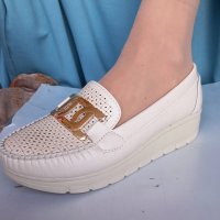 Дамски бежови мокасини Ezel Shoes за широки крака, снимка 2 - Дамски ежедневни обувки - 43612359