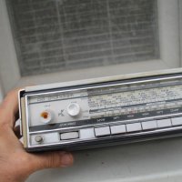 Радио ''Schaub Lorenz Weeekend 80 '', снимка 11 - Радиокасетофони, транзистори - 43007763