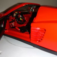 Ferrari 1:18 Testarossa spider 84 , снимка 13 - Колекции - 32389522