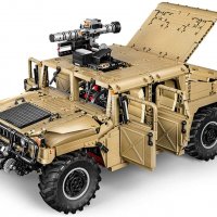 Конструктор Lego CADA Военен Джип Humvee 1:8 Моторизиран 3935ч. 53см, снимка 2 - Конструктори - 39375222