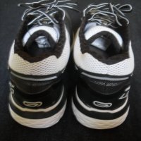 Маратонки/Обувки за тичане - НОВИ, Декатлон, снимка 3 - Маратонки - 36898836