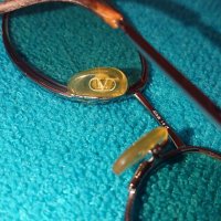 Оригинални очила - Valentino, снимка 3 - Слънчеви и диоптрични очила - 37896182