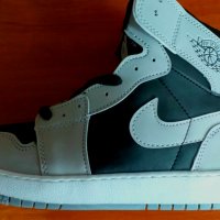 Обувки Nike Air Jordan, снимка 1 - Кецове - 43396354