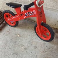 Колело без педали на Светкавицата МакКуийн, снимка 1 - Детски велосипеди, триколки и коли - 43225109