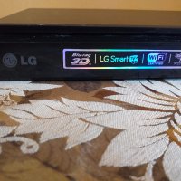 LG  3D Blu-Ray/SMART/WIFI  LG BP620, снимка 2 - Плейъри, домашно кино, прожектори - 32804445