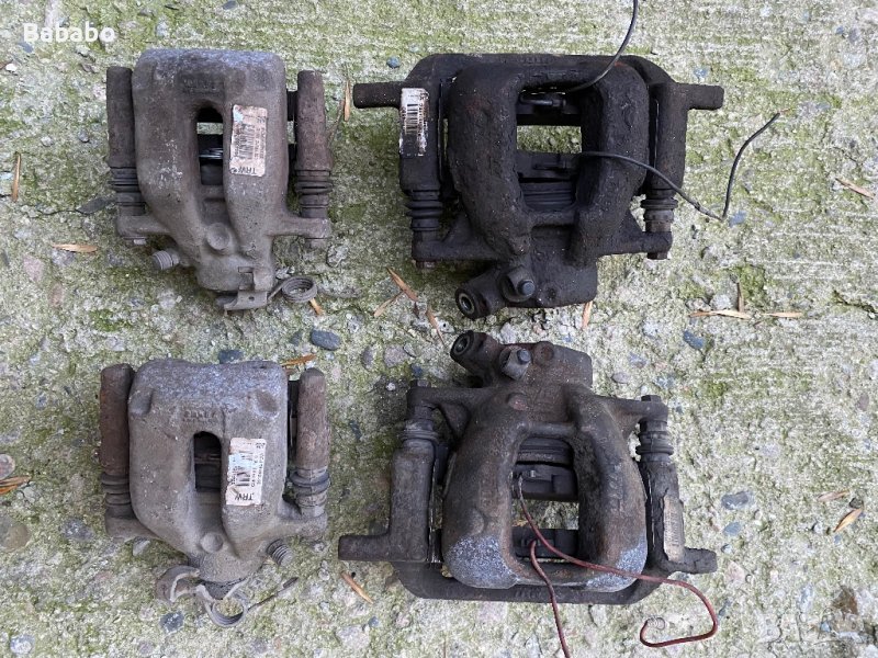 Пежо 407 предни спирачни апарати, снимка 1