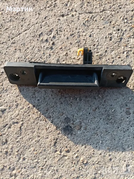 Дръжка за отваряне на багажника на Киа Соренто - Kia Sorento , снимка 1