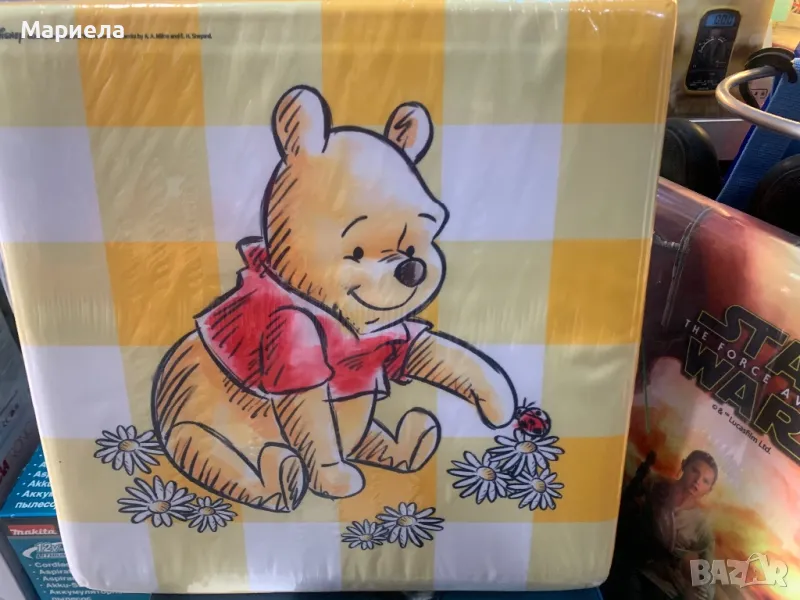 Табуретка "Мечо Пух" / Детска Табуретка с място за съхранение, снимка 1
