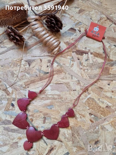 Дълго винтидж колие в червено, материал кокосов орех - модел 4, снимка 1