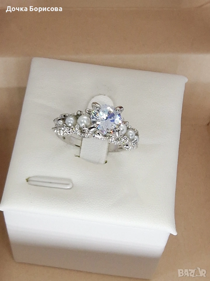 pearl and crystal royal ring-дамски пръстен с перли, снимка 1
