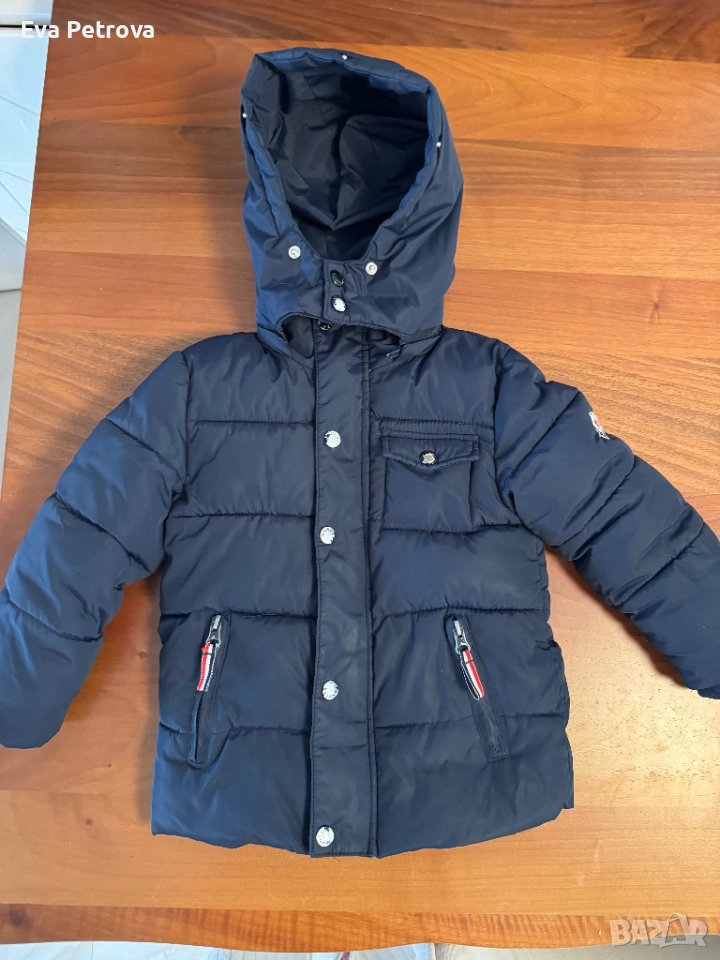 Moncler детско яке пухенка 3-4 г.104см., снимка 1