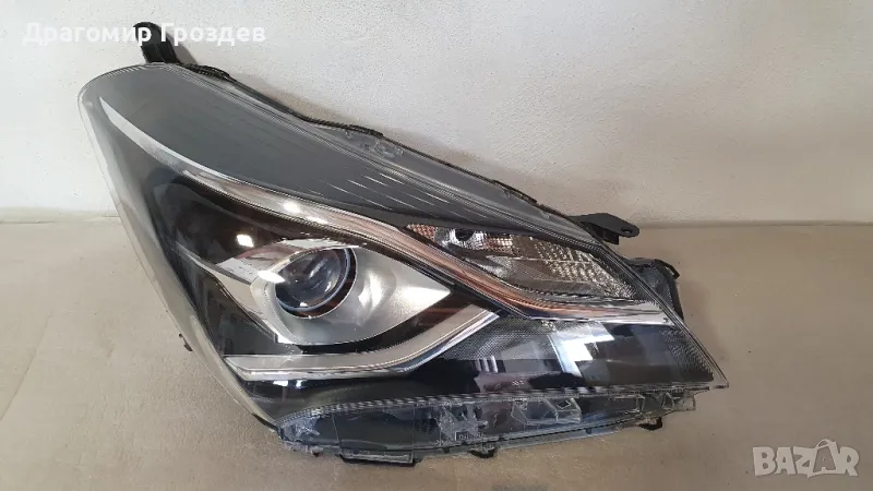 Оригинален десен фар за Toyota Yaris / Тойота Ярис  (2017-2020), снимка 1