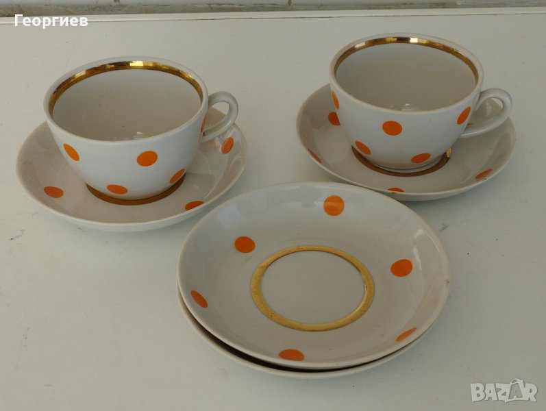 2 бр.чаши за чай 4 бр.чинии с кант позлата -СССР , снимка 1