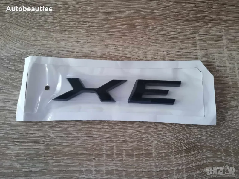 черна емблема лого Ягуар Jaguar XE, снимка 1