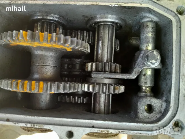 продавам запчатките на редуктора 2+1 скорости на части, снимка 3 - Градинска техника - 47340461