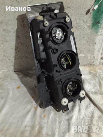 Преден фар RENAULT (оригинал) за камион RENAULT Magnum, снимка 3 - Аксесоари и консумативи - 29035368
