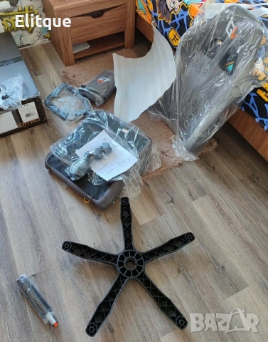 Ергономичен геймърски офис стол с лумбална и шийна опора – комфорт за игра и работа без умора, снимка 2 - Столове - 53145521