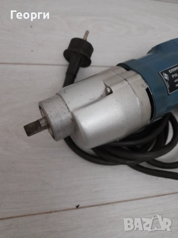 Елпром Ловеч Р10 резбонарезна бормашина, снимка 4 - Бормашини - 53516838