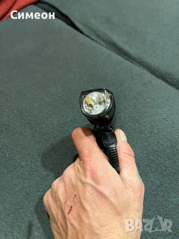 Велосипеден фар