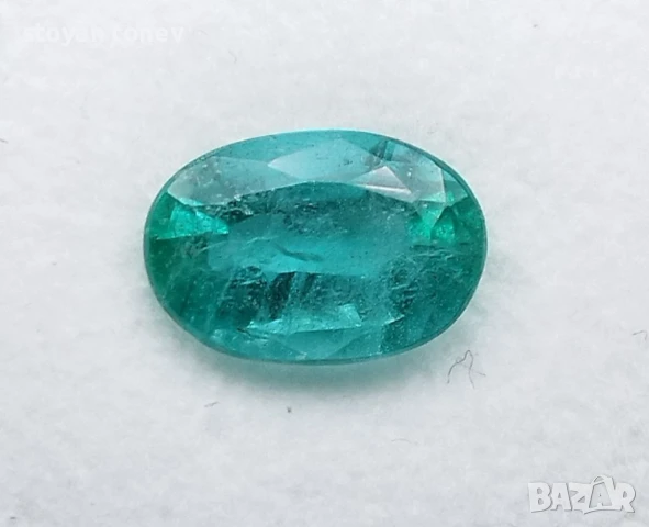 Рядък нетретиран изумруд в перлено зелен цвят 1.82кт.! Сертифициран! нов!, снимка 12 - Други - 50357230