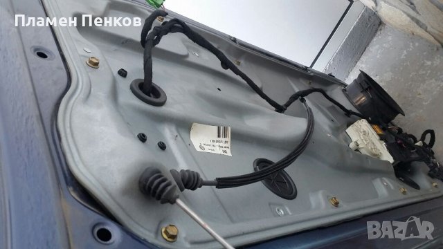 Врата предна дясна от двуврат  Голф 4 1.9 ТДИ 90 кс., снимка 2 - Части - 37387215