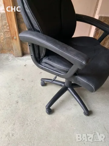 Офис стол, снимка 4 - Столове за офис - 48889172