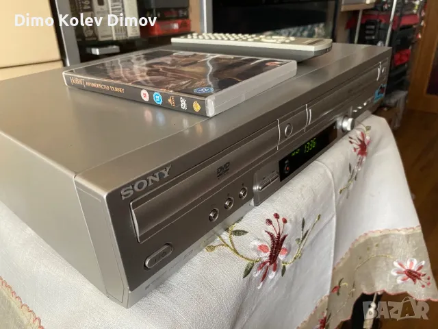 SONY SLV 950 ДВД Видео Комбо СОНИ, снимка 9 - Плейъри, домашно кино, прожектори - 48531167