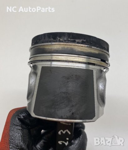 Бутало с биела за Mercedes X class Nissan Navara 2.3 190 коня MAHLE 2018, снимка 7 - Части - 43116999