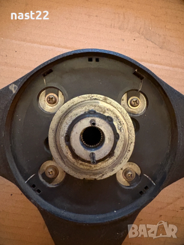 Трилъчев волан Сузуки Самурай 1.3 моно 1993 год, снимка 4 - Части - 53526224