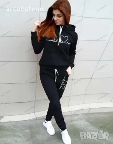 Дамски ежедневен спортен комплект с качулка и модерен поларен пуловер, 5цвята , снимка 2 - Спортни екипи - 48657299