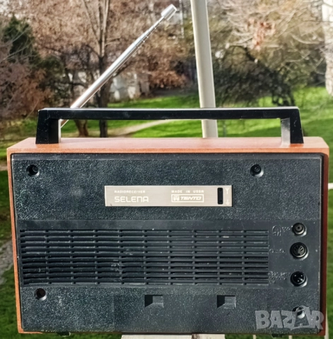 54📻✨ Върни си спомените с реставрираното SELENA B216 –90 лв., снимка 3 - Антикварни и старинни предмети - 52639317