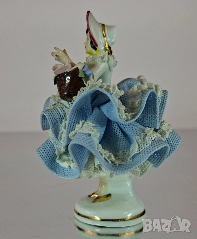 Порцеланова балерина със синя рокля и кошница - Sandizell, Dresden, снимка 2 - Статуетки - 52711721