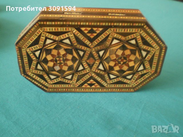 дървена кутия за дрънкулки облепена със сламки и седеф , снимка 10 - Антикварни и старинни предмети - 38329573