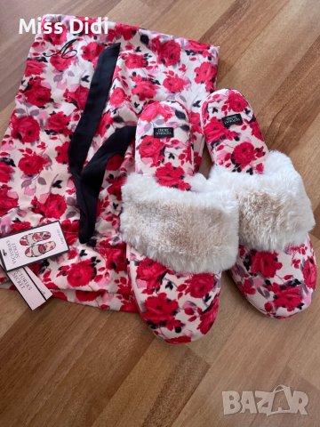 VICTORIA’S SECRET сатенени домашни чехли с цветя и пух,39-40!USA, снимка 1
