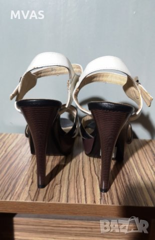 Нови дамски сандали на ток 39 номер бели, снимка 5 - Сандали - 29000773