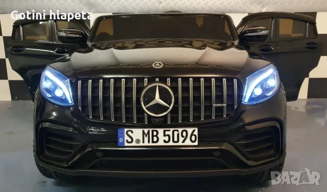 Акумулаторен джип Mercedes GLC63 COUPE Licensed 12V батерия,MP3, снимка 3 - Електрически играчки - 50268322