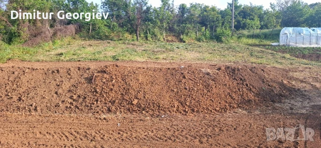 парцел с гараж 810 кв.м, снимка 9 - Парцели - 50960281