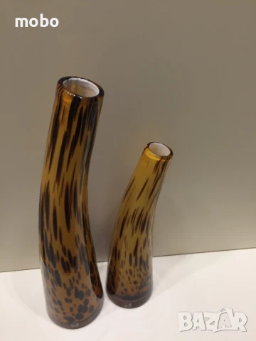Две вази с тигров мотив, произведени от дебело стъкло, снимка 3 - Вази - 50733986
