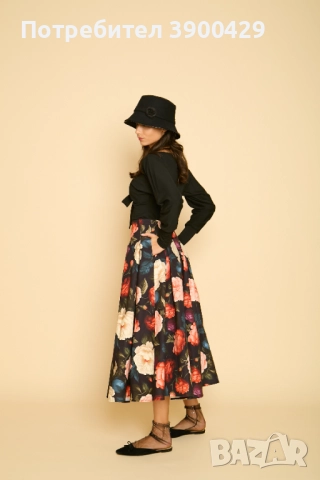 Пола Melani - Цветя, снимка 4 - Поли - 52183930